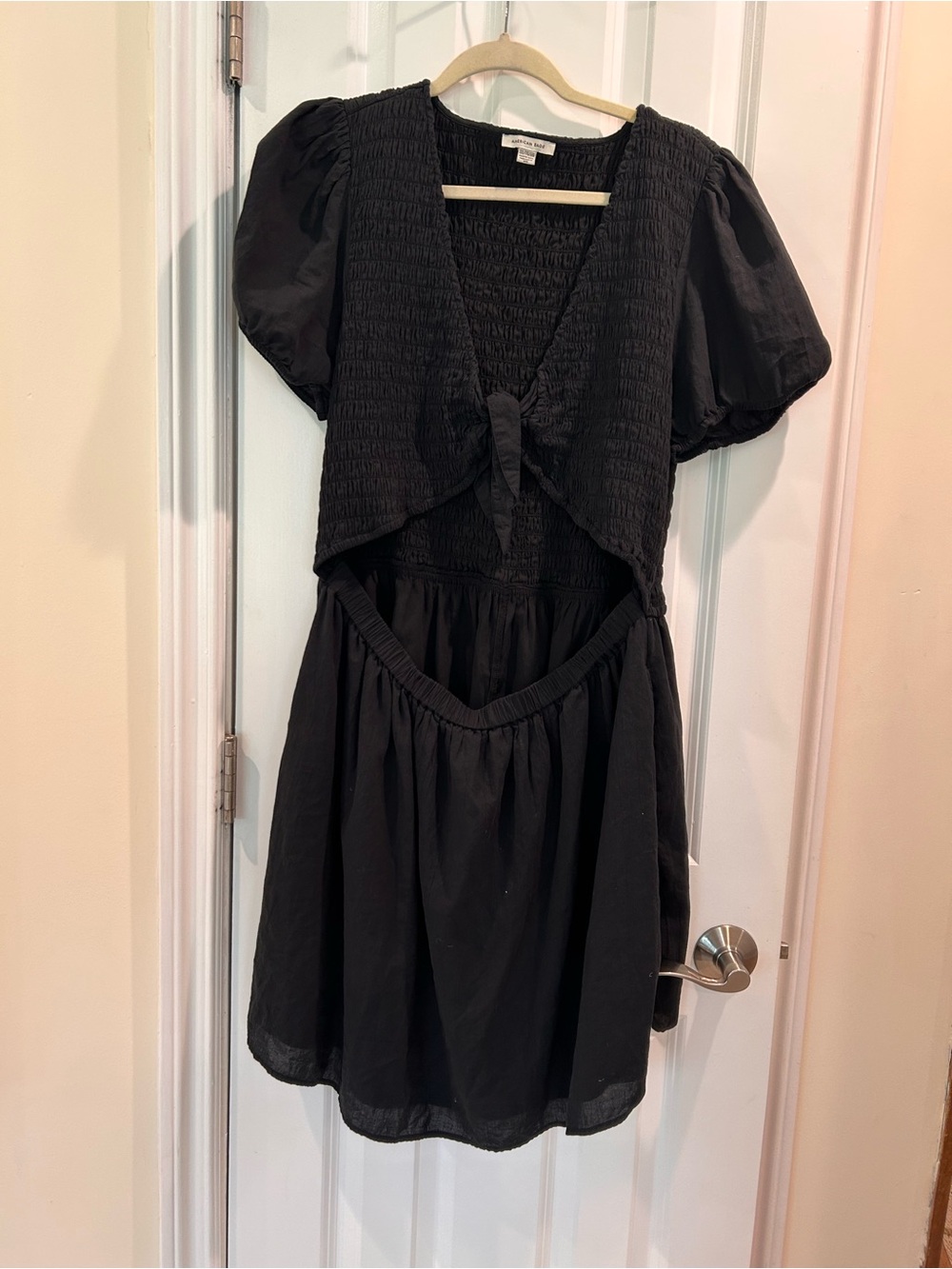 American Eagle Black Smocked Cutout Puff Sleeve Mini Dress XXL - Picture 3 of 6